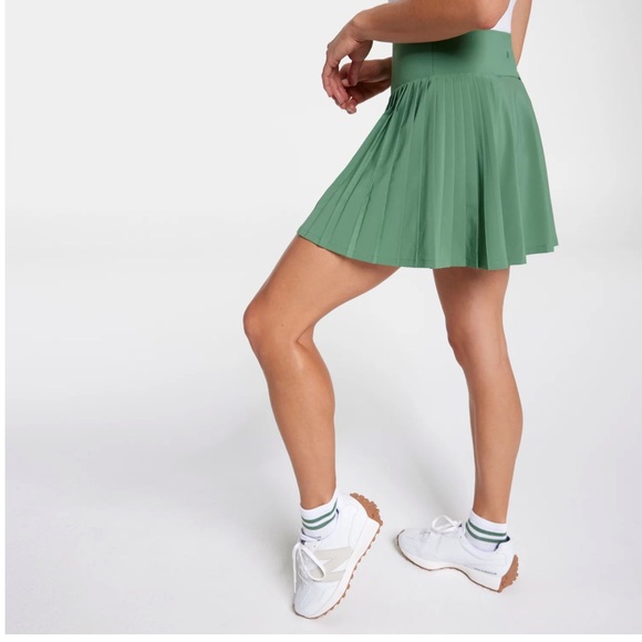 CALIA by Carrie Underwood Green Side Pleat Golf Skort - Picture 3 of 4